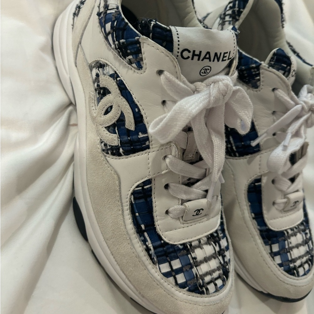 Chanel Trainers blue size 37